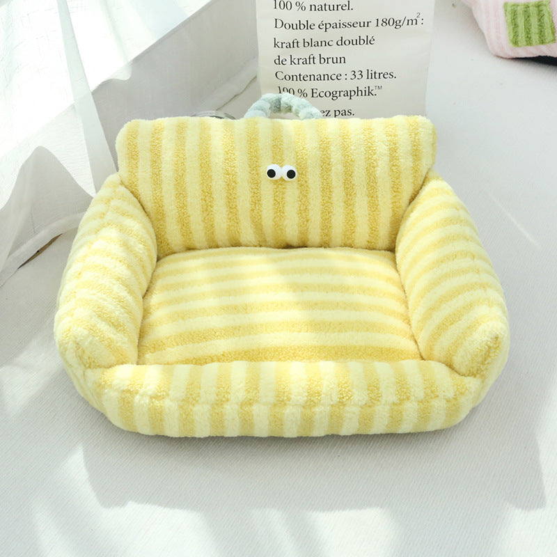 Autumn And Winter Big Eye Dog Kennel Yellow