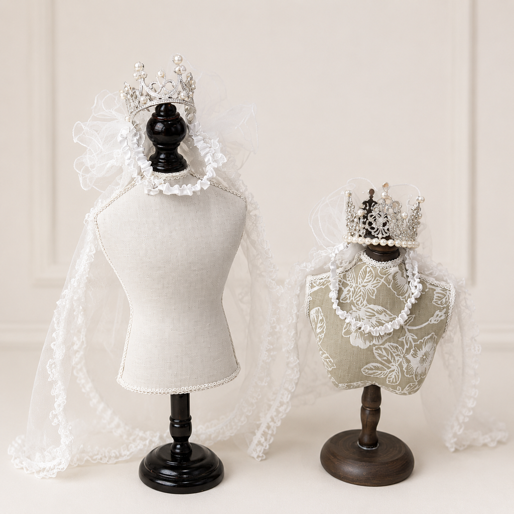 Luxury Pet Bridal Veil with Pearl Crown – Elegant Wedding Tiara Veil for Dogs & Cats