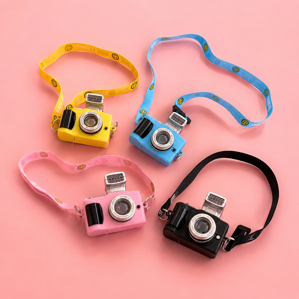 Cute Camera Pendant Pet Necklace – Fashion Camera Charm Dog & Cat Accessory