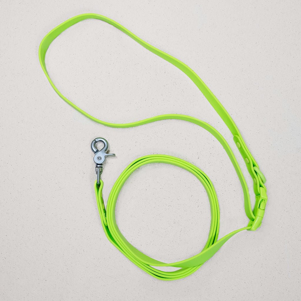 Tilley + Me PVC Handsfree Dog Leash - All Weather Waterproof Durable & Odor-Resistant look at me lime