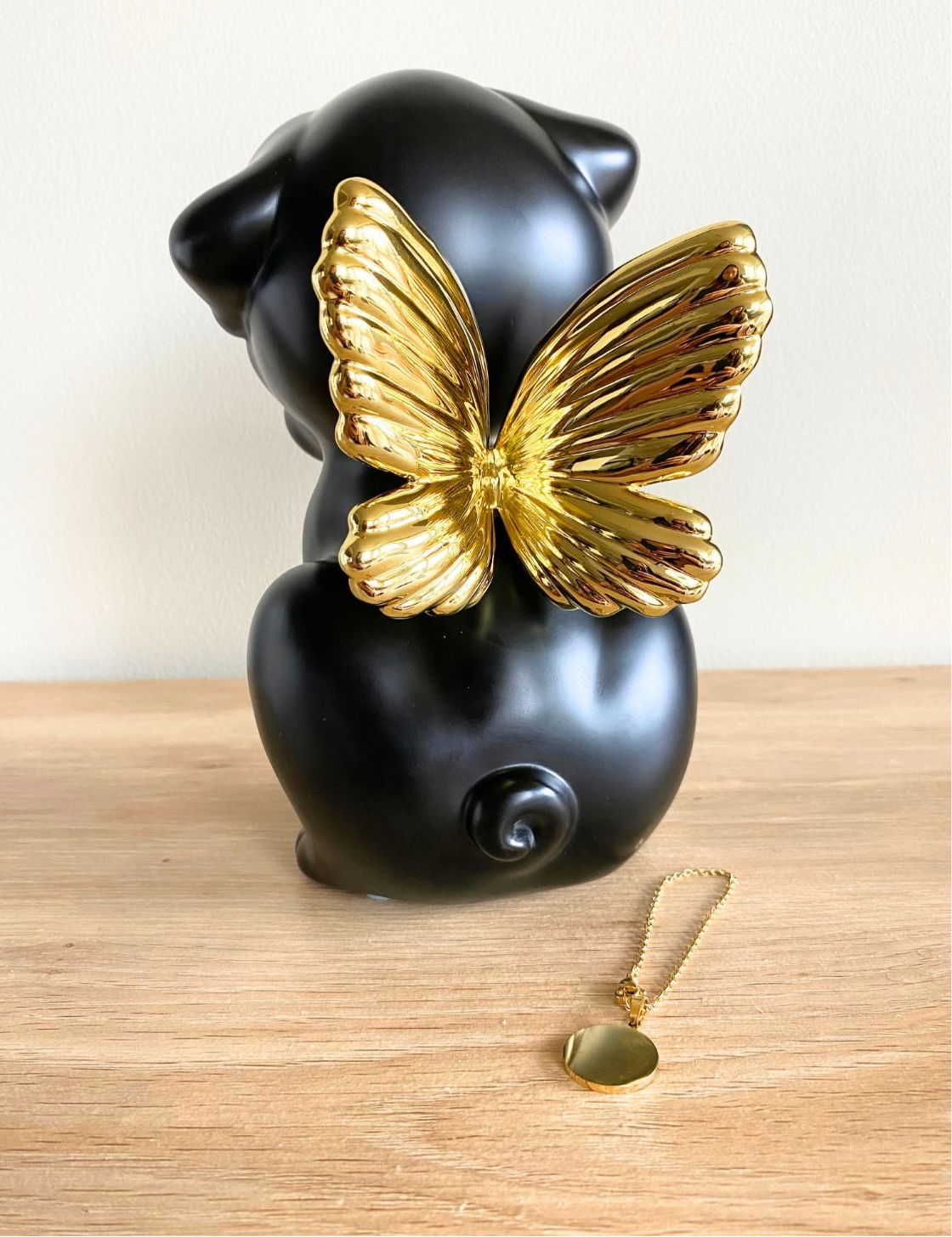 Retriever Angel Dog Urn - Onyx with Gold Wings