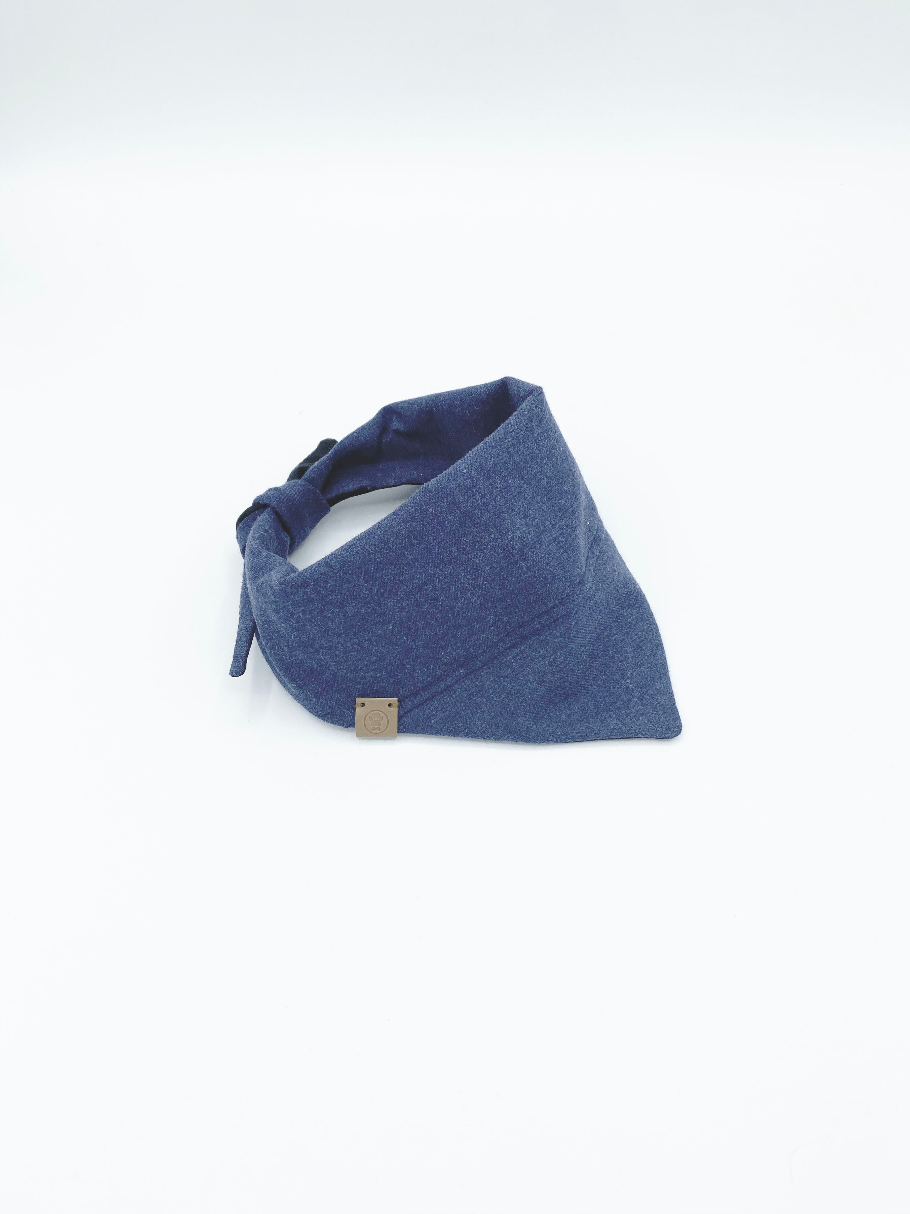 Aiden' Reversible Pet Bandana Pet XS S