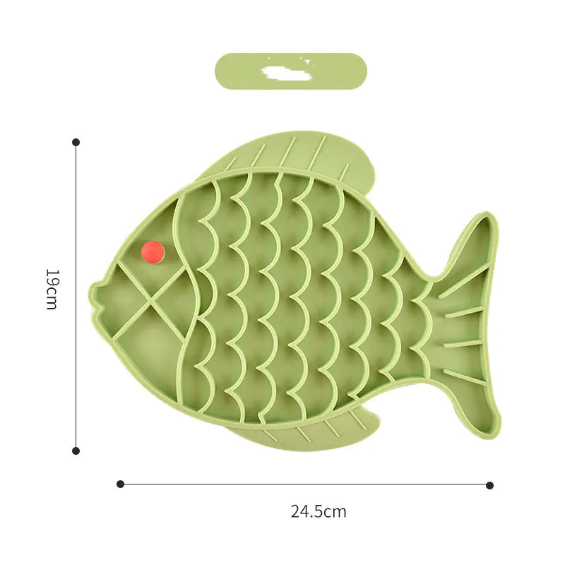 Silicone Slow Food Plate for Dogs and Pets Green
