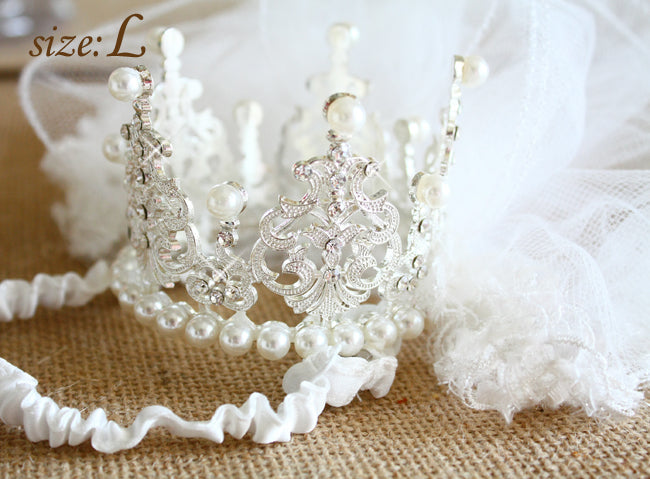 Luxury Pet Bridal Veil with Pearl Crown – Elegant Wedding Tiara Veil for Dogs & Cats L