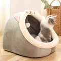 Snoozify Calming Cat/Dog Bed (Up to 18.8 in) - Cozy Semi-Enclosed Nest British Shorthair