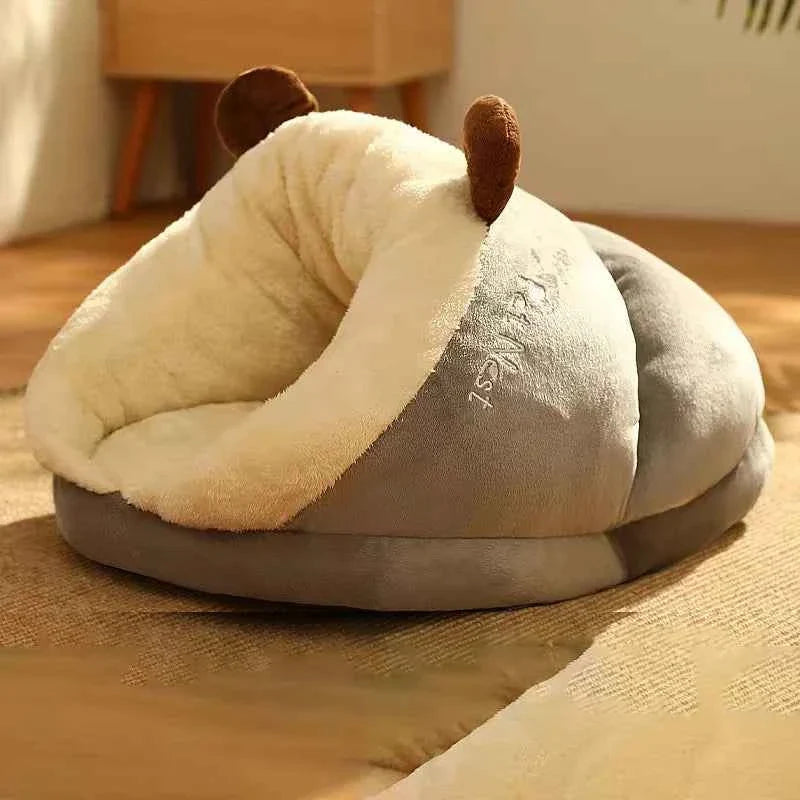 Cute Slippers Shaped Dog Bed (Up to 23.6 in) - Warm Breathable Small Dog Kennel Gray