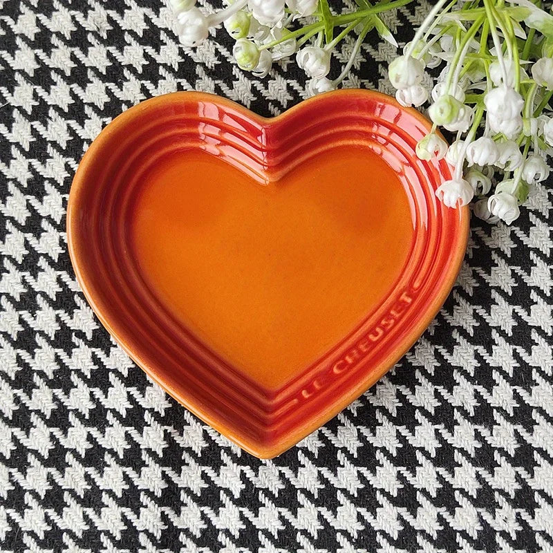 Heart-Shaped Ceramic Pet Bowl 12 cm (4.7 in) – Wide Anti-Vomiting Design for Small Cats & Dogs Orange 4.72inch