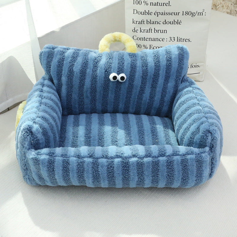 Autumn And Winter Big Eye Dog Kennel Blue