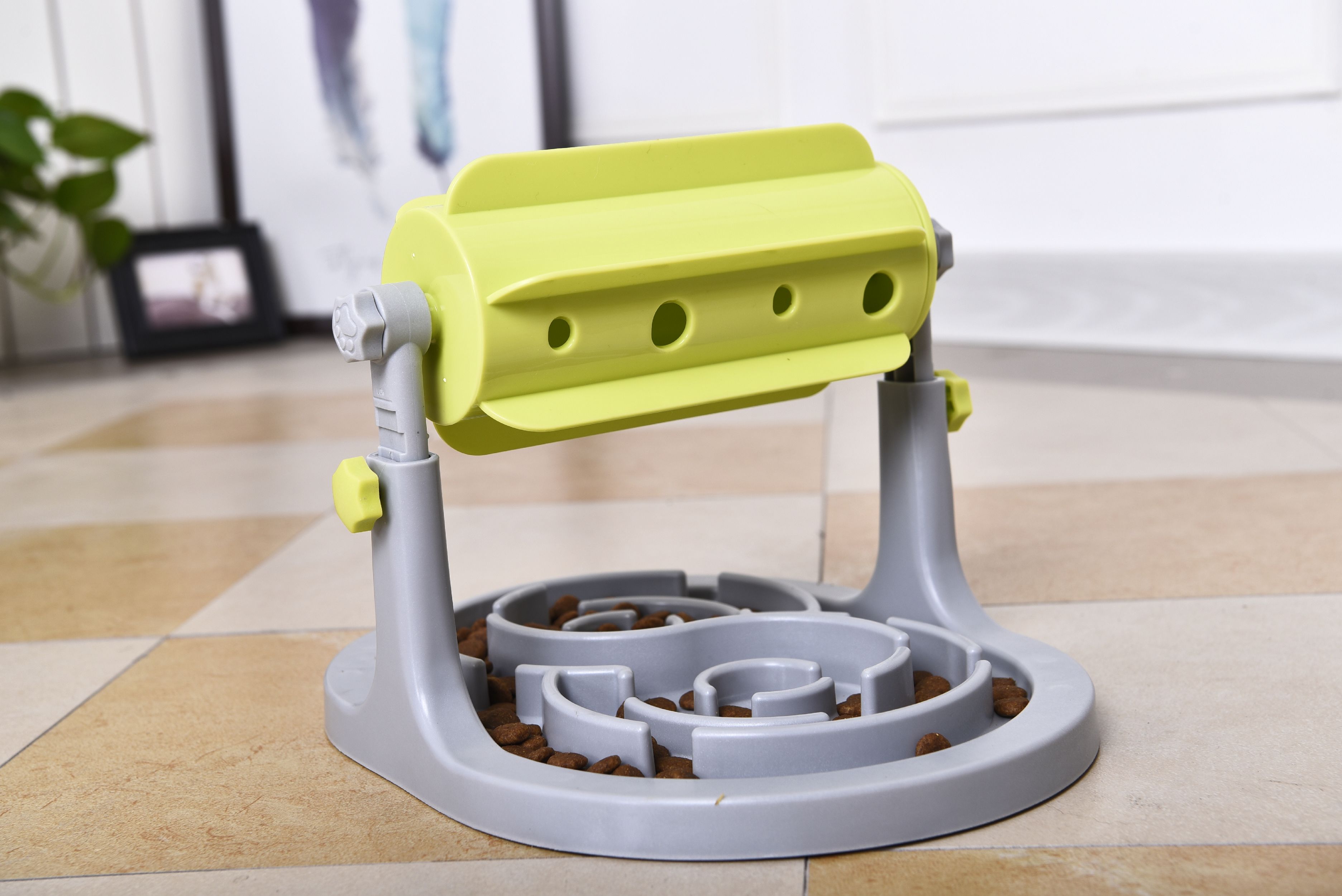 Pet Life ® 'Roto Paw' IQ Training Interactive Rotating Slow Dog Feeder